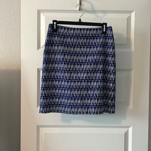 Ann Taylor pencil skirt size 2 blue and white 98% cotton  workwear mini